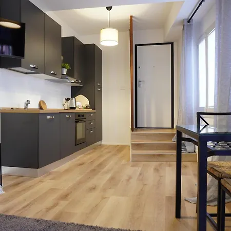 Apartman Sonnino Portello - At Your Place *